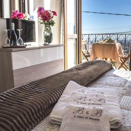 モンレアーレ A Casa Di Simona Bed & Breakfast エクステリア 写真