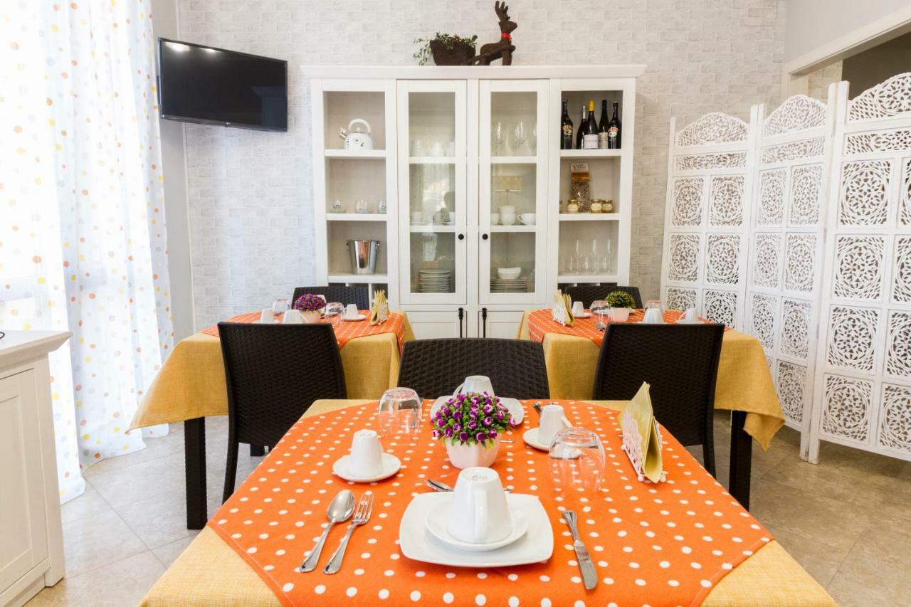 モンレアーレ A Casa Di Simona Bed & Breakfast エクステリア 写真